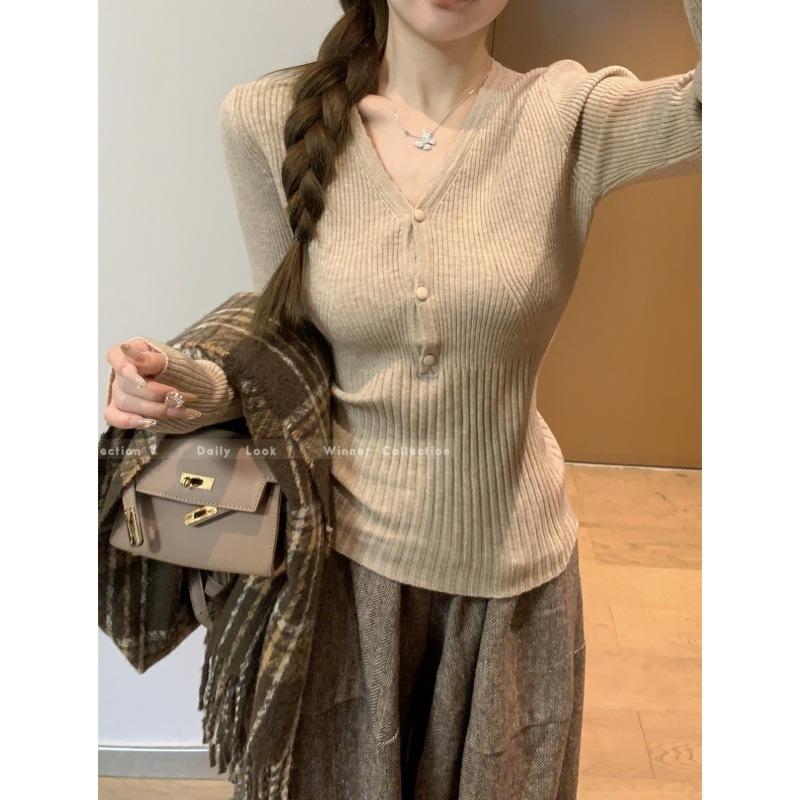 Chic Bottoming Shirt Women's Collar Spring Slim-fitting and Thin Inner Sweater High-end Button-up Knitted Sweater Top