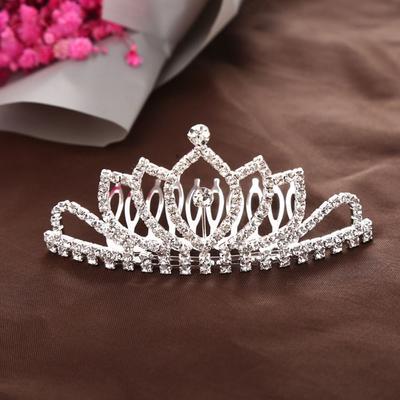 Neue Legierung Prinzessin Kristall Diademe Haarschmuck Geschenke Kronen Haarkamm Strass Braut Haar Accessoires Geburtstagsparty