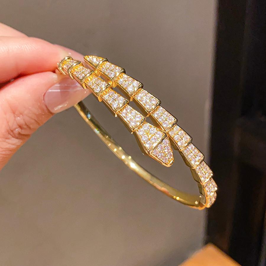 Animal Inspired Jewelry 18k Gold Plated Snake Bangle With Zircon Stones For Women золотой