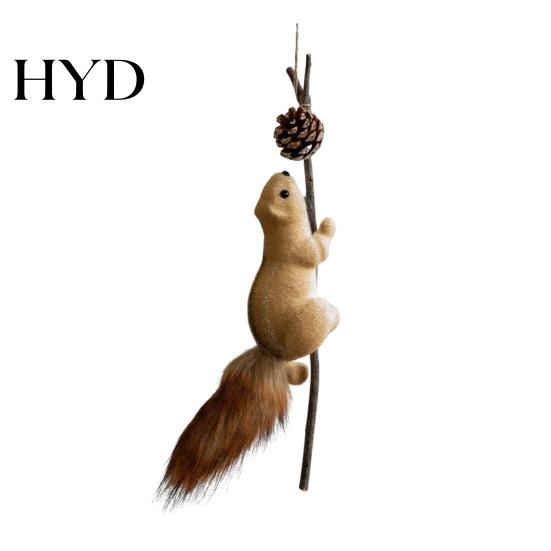 Rustic Holiday Decorations Forest Animal Christmas Ornaments Fluffy Faux Fur Squirrel Decor Winter Woodland with Hanging Rope 3D Tree Wall