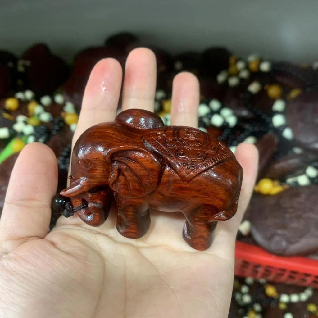 Small-Leaf Red Sandalwood Pendant: Wealth-Attracting Pixiu, Gourd, Dragon, Tortoise Design