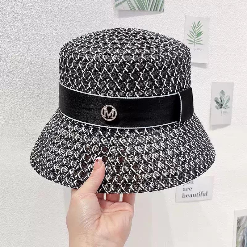 Korean Breathable Hollow Fisherman Hat, Personalized Basin Hat, Fashionable Diamond Bucket Hat for Women's Summer Outings