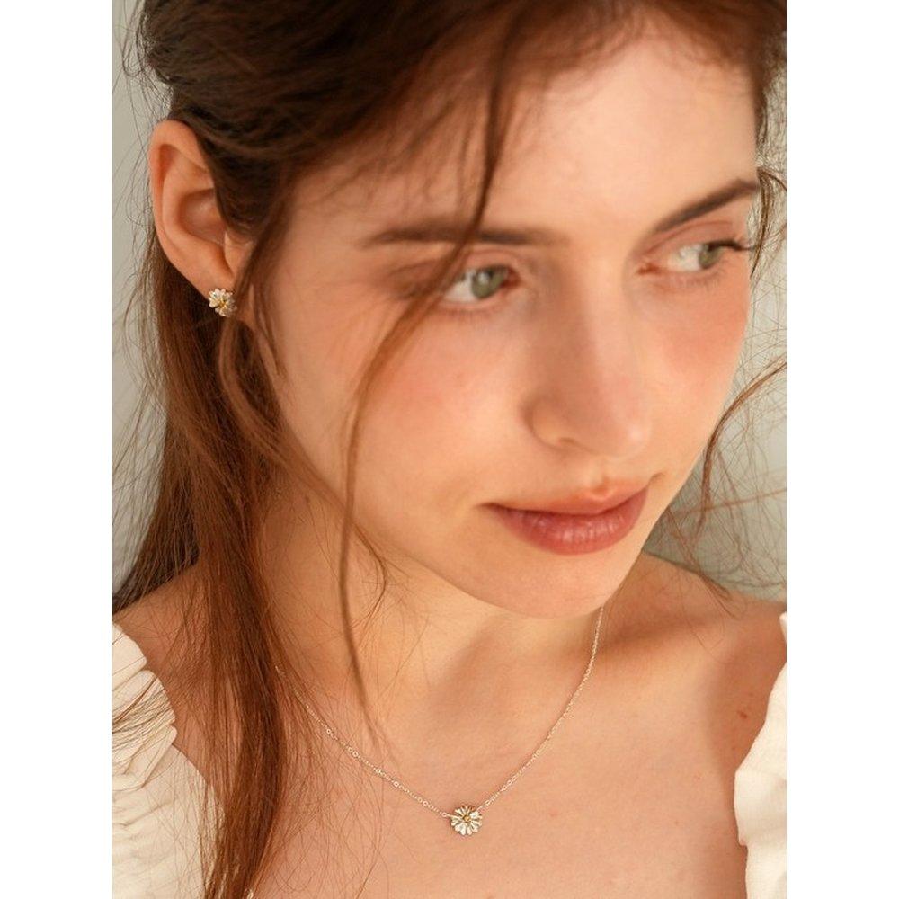 Daisy Sapphire Necklace(S) Daisy Yellow Sapphire Necklace 40Cm~44Cm