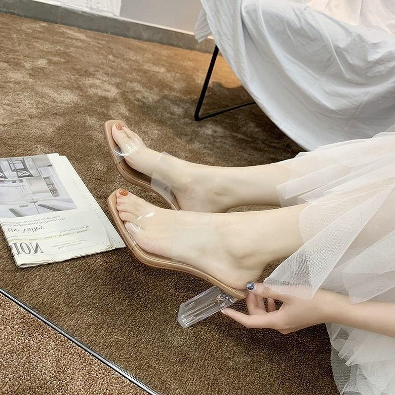 2025 summer new ins Internet celebrity fashion thick heel crystal heel transparent high heels one-word slippers women's outerwear