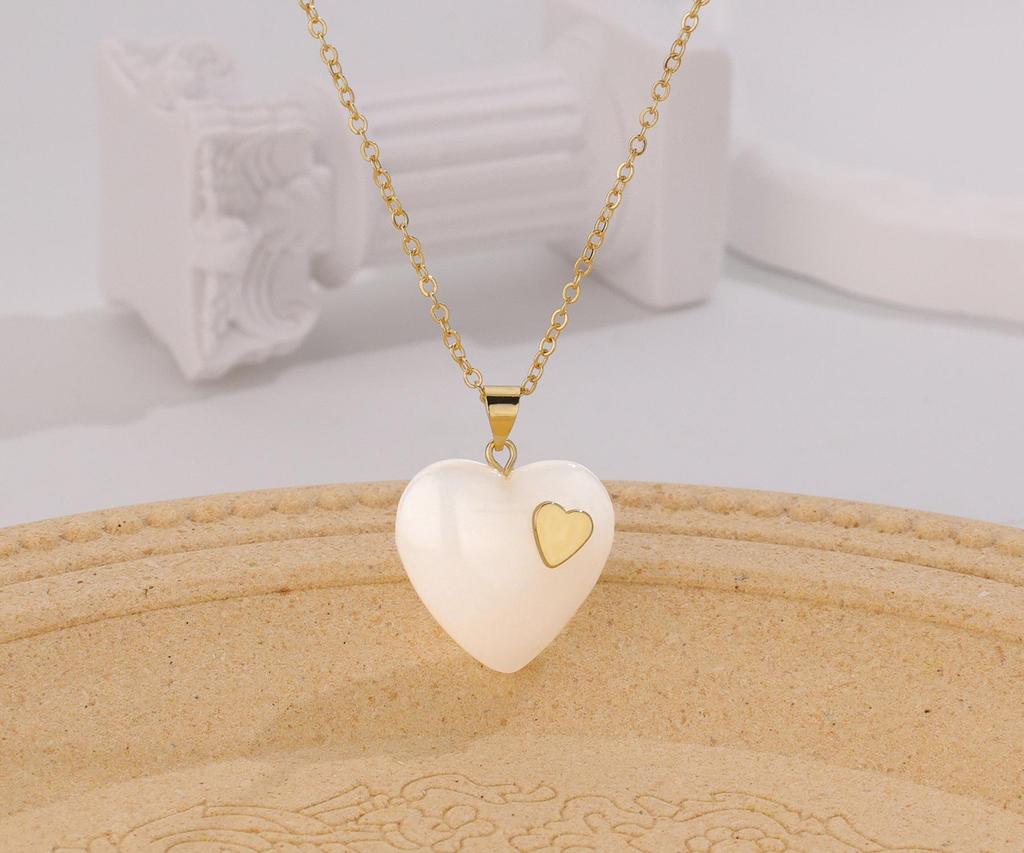 Cross-border Trendy Heart-shaped Golden Jade Necklace - European and American Light Luxury Style