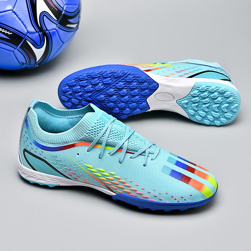 Low top 2025 long nails short broken student one 2025 training football shoes men's game sports shoes flying woven nails