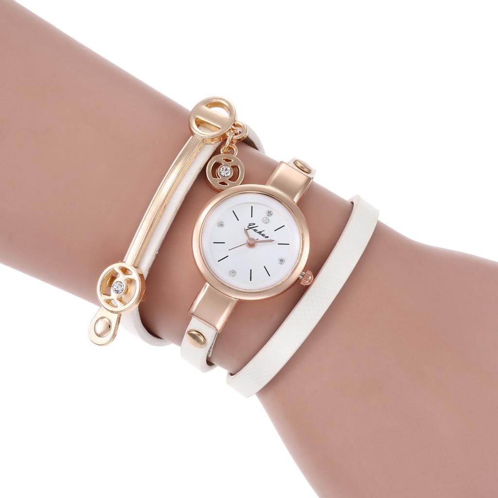 

Womens Casual Quartz Watch With Leather Strap For Daily Wear белый