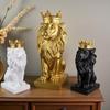 Crown Lion Handmade Resin Ornament: Creative Living Room or Bedside Gift Decoration.