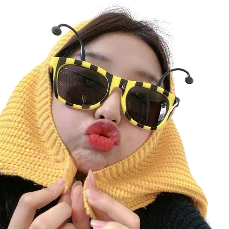Lustige Party-Sonnenbrillen Neuheit Ausgefallene Brillen Fotoautomaten-Requisiten für Erwachsene Jugendliche Geburtstagsfeiern Strandpartys