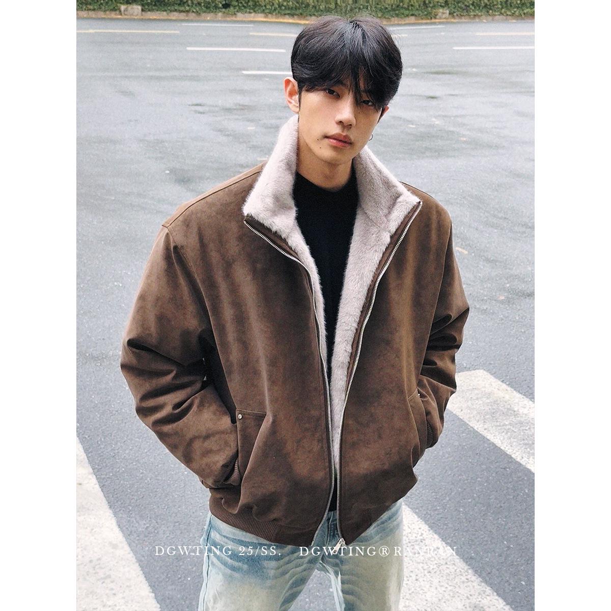 Men s Retro Two-Tone Mink Fur Heavyweight Bomber Jacket with Golden Eagle Design XL