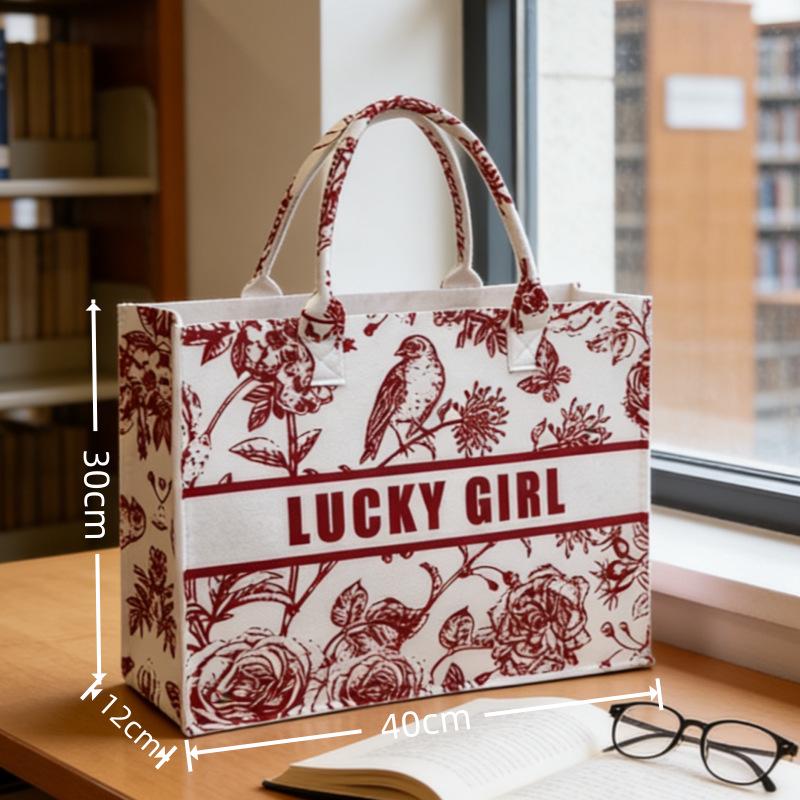 High-Value Chinese Style Blue & White Porcelain Pattern Durable Felt Tote Handbag