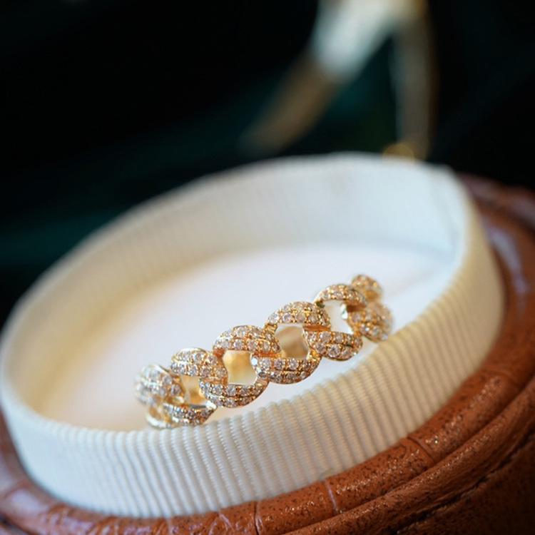 

S925 Sterling Silver Niche Design Fashion Chain Ring - High-End Light Luxury for Women US Size 7