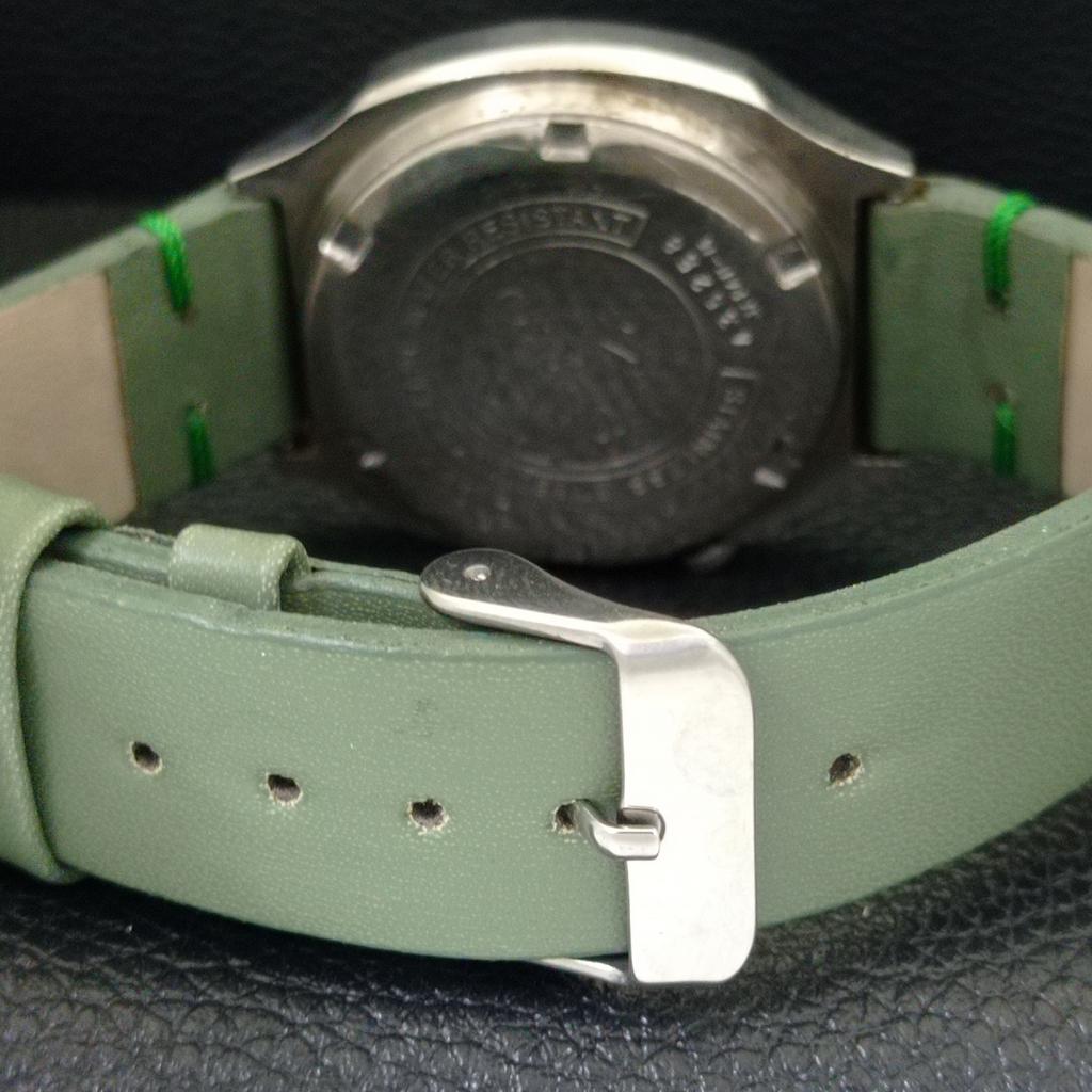 AUTOMATIC VINTAGE SEIKO 5 7009A JAPAN MENS GREEN COLOR DIAL WATCH a500760-5 R154-a500760