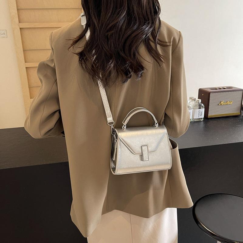 Fashion Small Hand Bag Women's New Oblique Span Commuter Small Square Bag