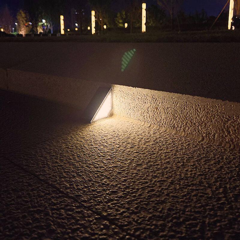Nufeng Solar Triangular LED Step Lights