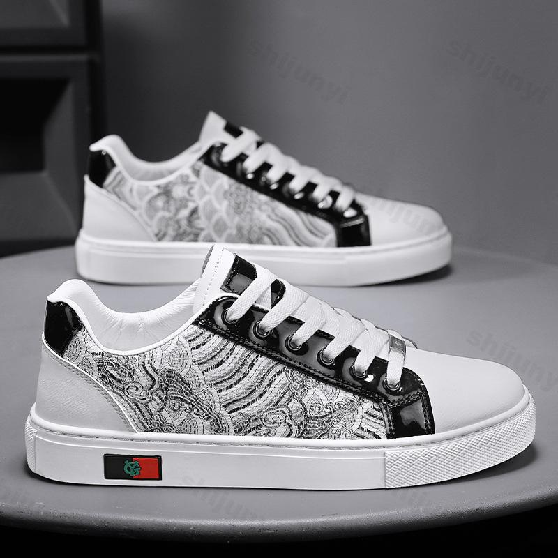 Fashion Spring 2025 New Versatile Trendy Sneakers for Men Niche Korean Version Design White Versatile Comfortable Casual Sports Shoes