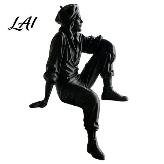 Minimalist Resin Art Crafts 3D Printed Resting Traveler Figurine Edge Sitting Sculpture Decor Stylish Home Office Ornaments Artistic Desktop