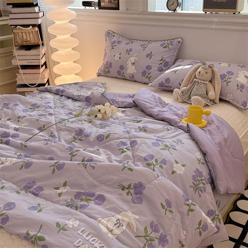 Floral Print Quilt Soft Skin-Friendly Breathable Summer Comforter With Ultrasonic Embossing Summer Machine Washable Bedspread