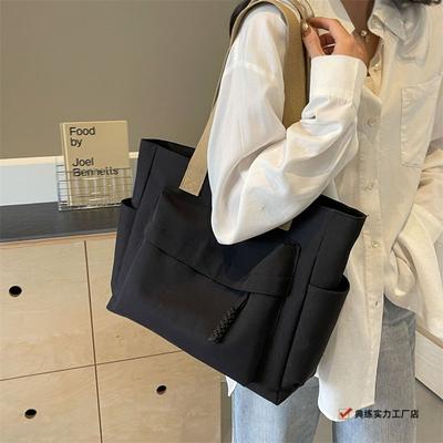 New Versatile Commuter Shoulder Bag Solid Color Large Capacity Casual Handbag Simple Student Class Tote Bag