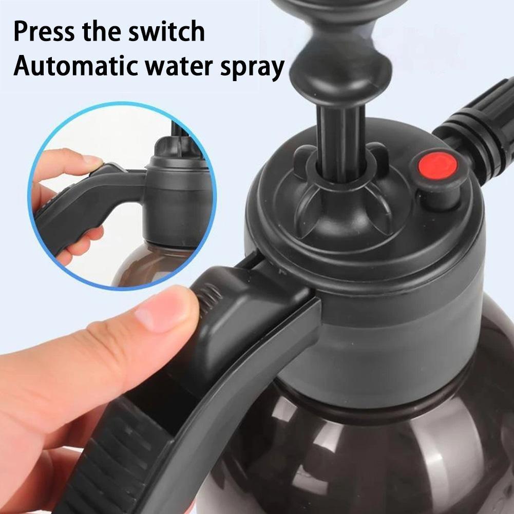 2L Hand Pump Foam Sprayer Hand-Held Watering Can Air Pressure Sprayer Plastic Disinfection Water Bottle Car Cleaning Hand Pump