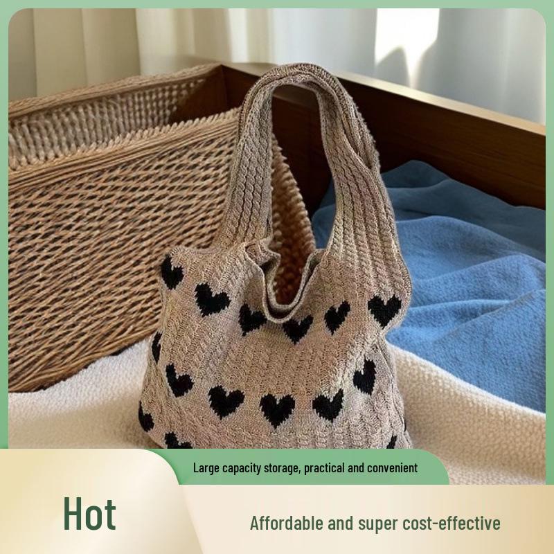 Dopamine Heart Wool Knit Tote: Large-Capacity Single Shoulder Bag