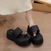 Premium silver rhinestone toe slippers women's summer wear 2025 new small height-increasing platform beach shoes