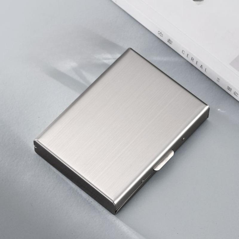 1Pc  Pocket Steel Holder  Stainless Business ID Card Blocking Credit Protector Case Box