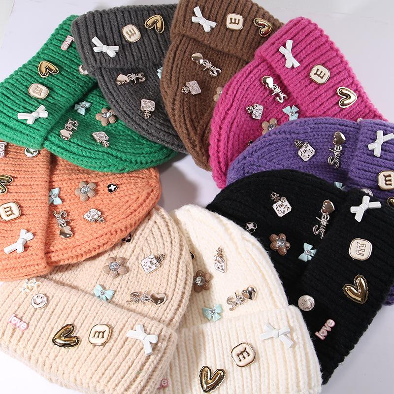 New Autumn and Winter Hat Women's Multi Button Thick Thread Knitted Woolen Hat Warm Ear Protection Bag Head Hat Pullover Cold Hat