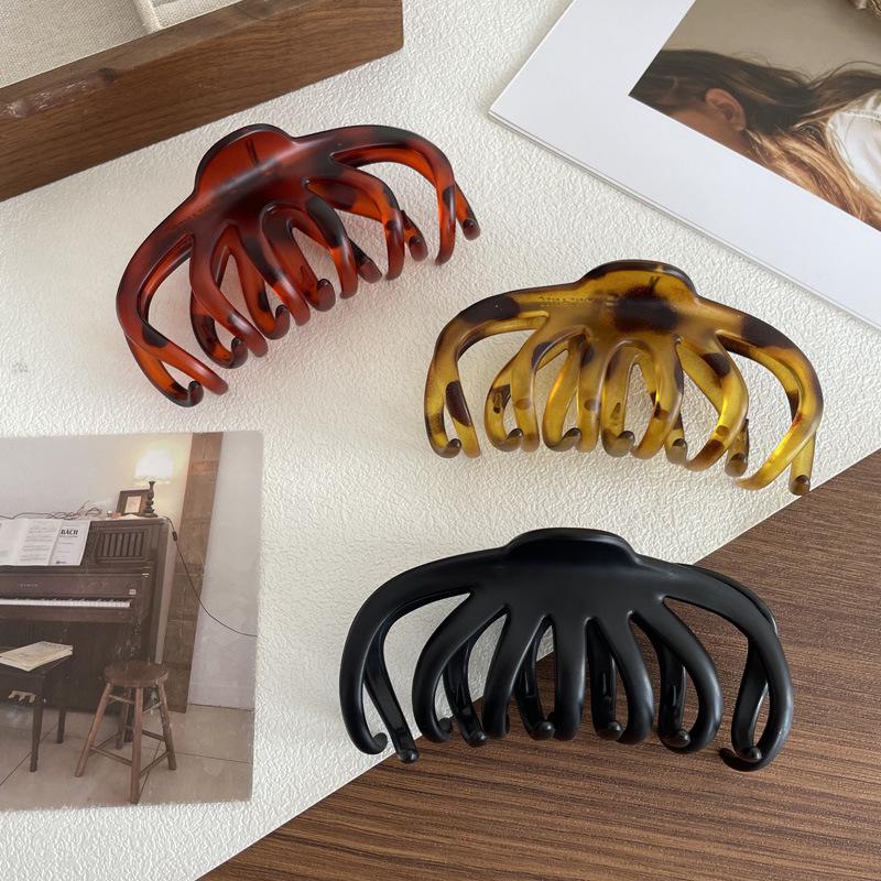 French Retro Large Hair Claw Clip for Thick Hair - 2024 New Style Shark Clip for Women