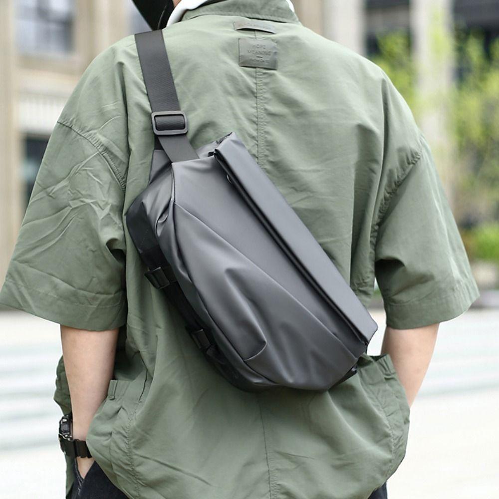 Waterproof Oxford Cloth Bag Men Korean Crossbody Bag Simple Shoulder Bag  Male