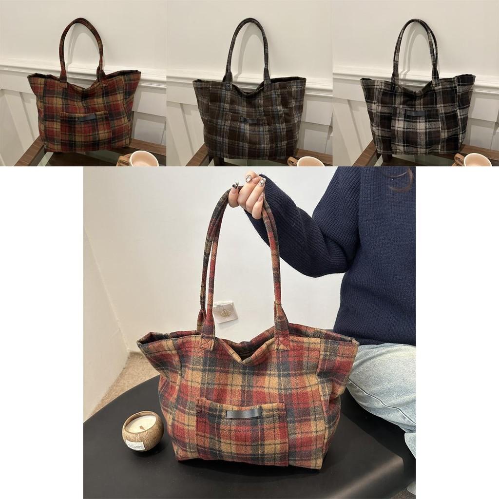 Luxurious Large Tote Bag For Women Stylish Plaid Design Perfect For Fall And Winter