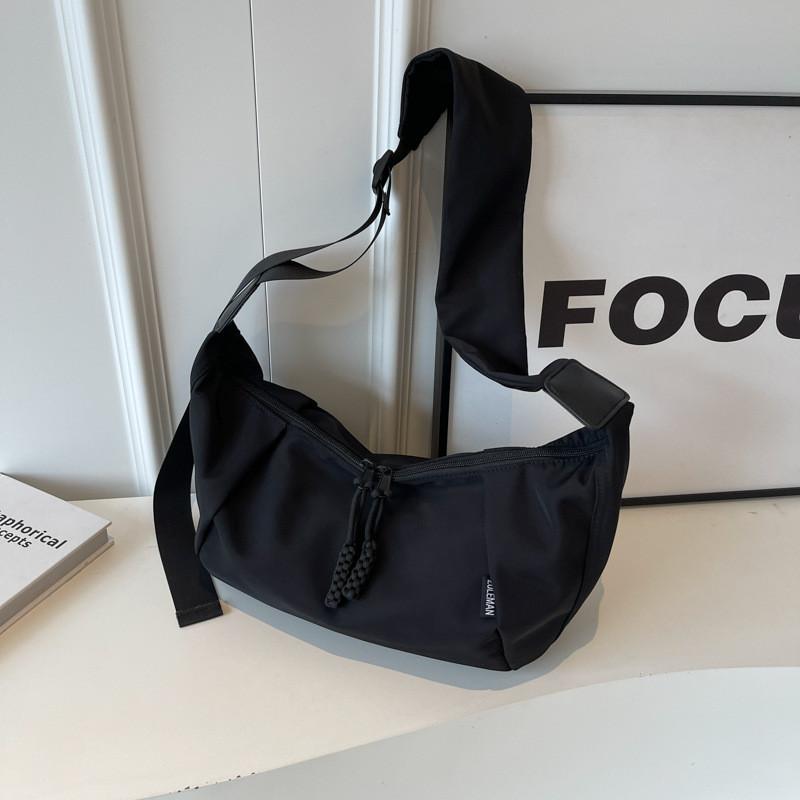 Ielgy Fashionable All-Match Large-Capacity Casual Commuter Shoulder Bag Niche Simple Underarm Bag