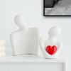 Abstrakte Umarmende Paarskulptur Figur Umarmende Dekoration Hochzeitstag Männer Frauen Keramik Liebhaber Valentinstag Romantisches Geschenk