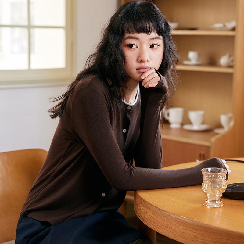 Spring and Summer Button-down Base Layer Women's New Versatile Cardigan, Slimming Long-sleeved Knitted Sweater