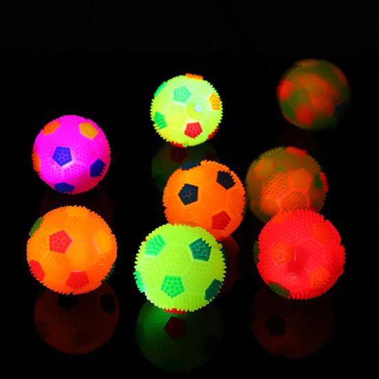 LED leuchtender Fußball Hundespielzeug Bissfest Quietschend Stachelig Hüpfball Interaktives Spielzeug Kleine Mittlere Große Hunde Zahnen Reinigung Kauspielzeug