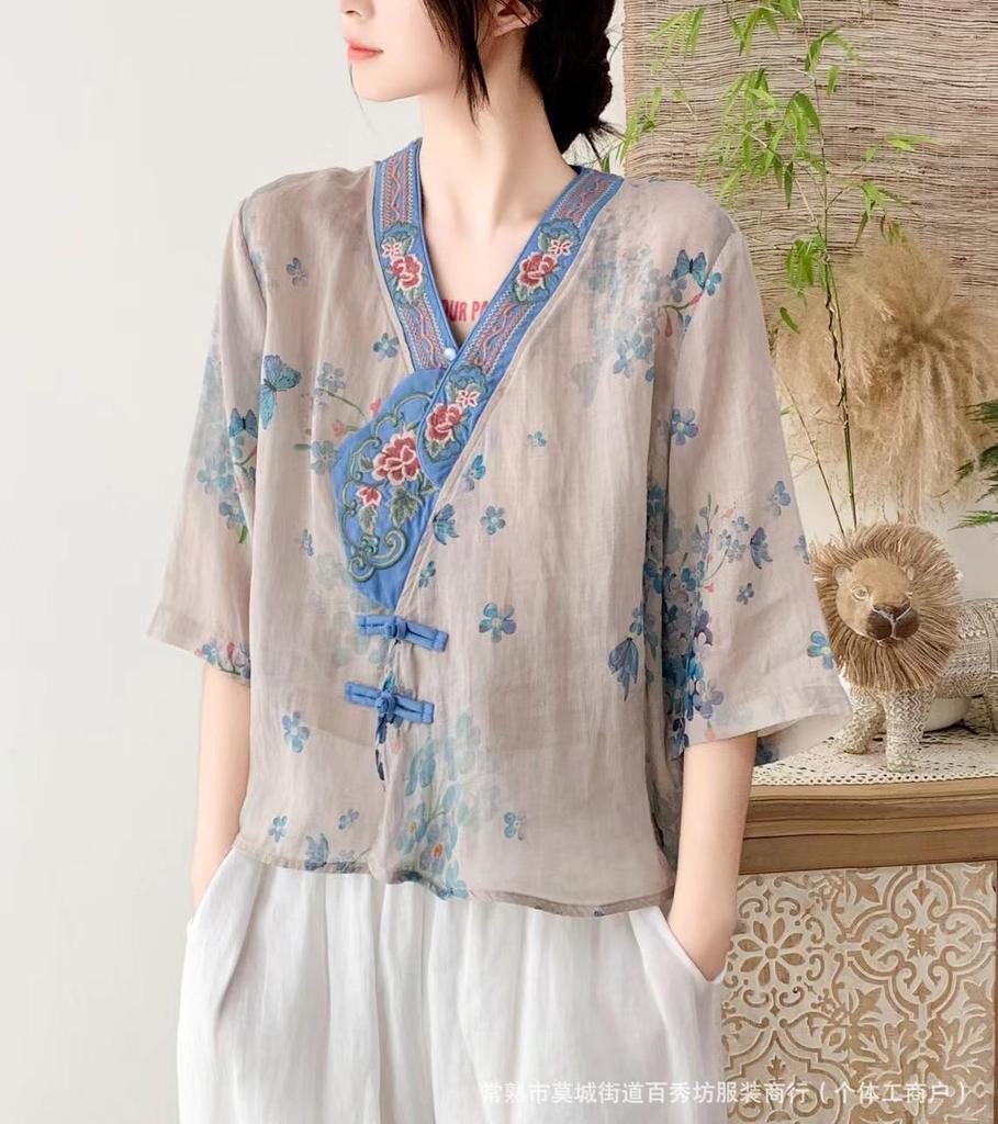 2026 Summer Women's V-Neck Retro Chinese-Style Ramie Shirt with Frog Buttons and Embroidered Prints