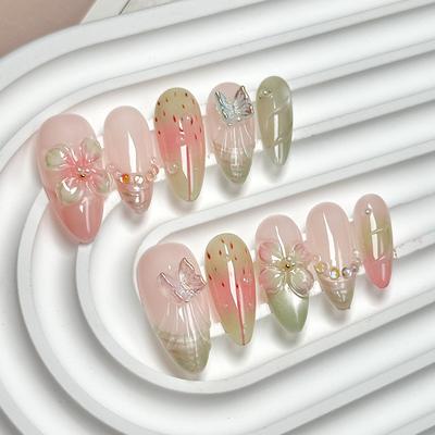 Plaknagels – Nageltips en plaknagels
