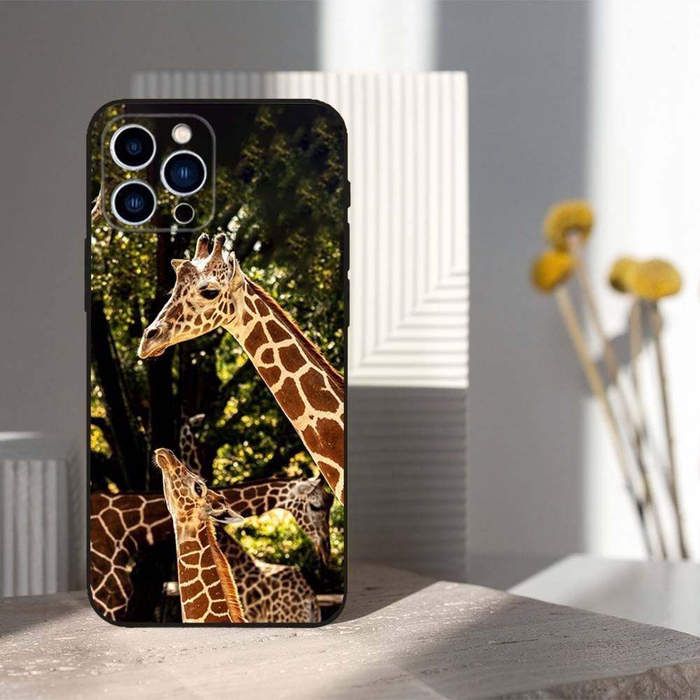 Animal Giraffe Cute For iPhone 8,7,11,12,15,14,13,16,17,Plus,Pro Max,XS,X,XR,SE,Mini,Soft Silicone Black Case