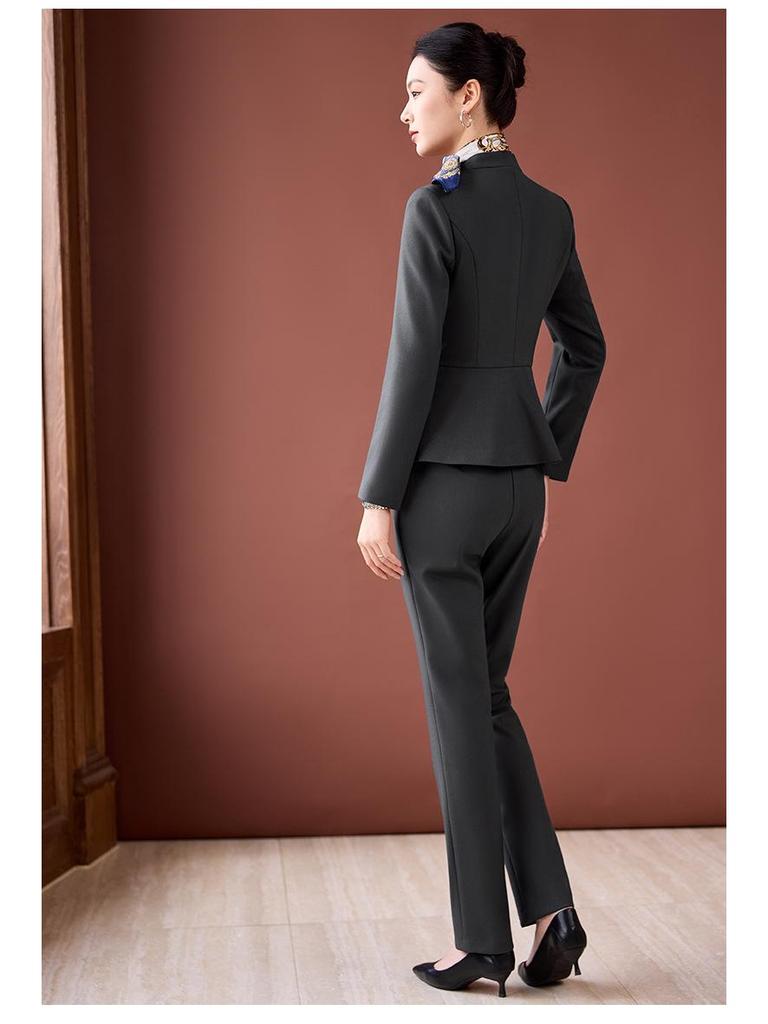 Elegant Women's Slimming Business Suit for Jewelry Store Professionals