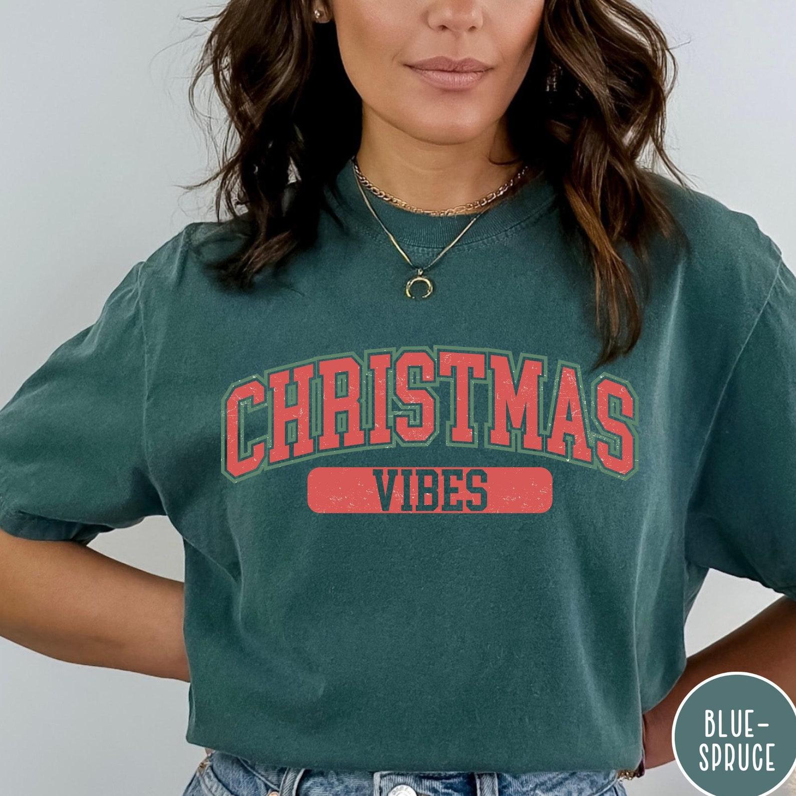 Retro Christmas Vibes Comfort Colors® Shirt, Womens Christmas T-Shirt, Holiday Tee, Cute Christmas Shirt, Christmas Gift, Winter Shirt 3XL