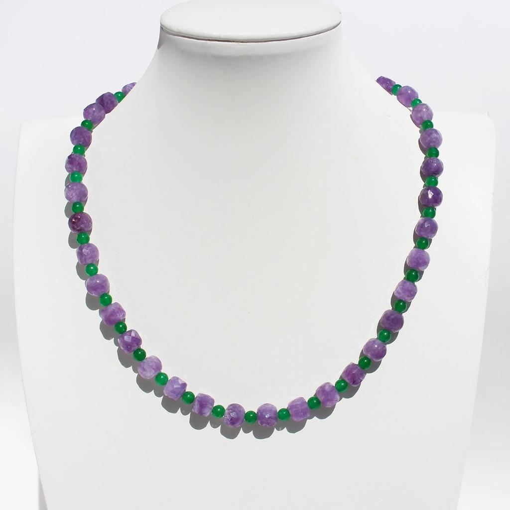 Natürlicher Aquamarin und Rosa Exquisite Halskette - Edler Lila und Grüner Perlen-Choker, Sommerkollektion.