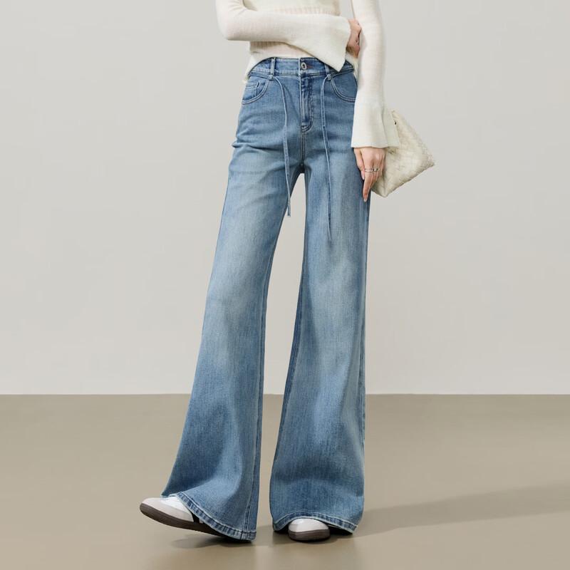 ESE-Y Stilvolle Micro-Flare Jeans für Damen