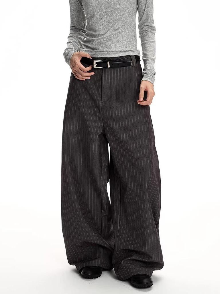 Unisex-Retro-Streifenhose mit geradem Bein und Drapierungsdesign