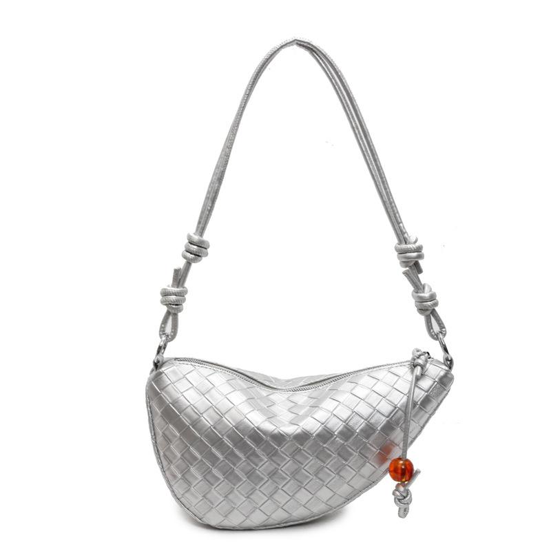 Personalized Woven Bag 2025 New Korean Version of Fashion Niche Shoulder Bag Women's Versatile Sports Messenger Dumpling Bag