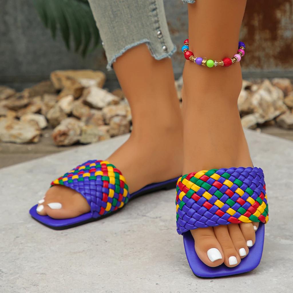 Fashion Women Slippers New Summer Trend Fashion Casual Beach Slippers Women Open-toe Vacation Flat Sandals Slides Women Zapatos De Mujer