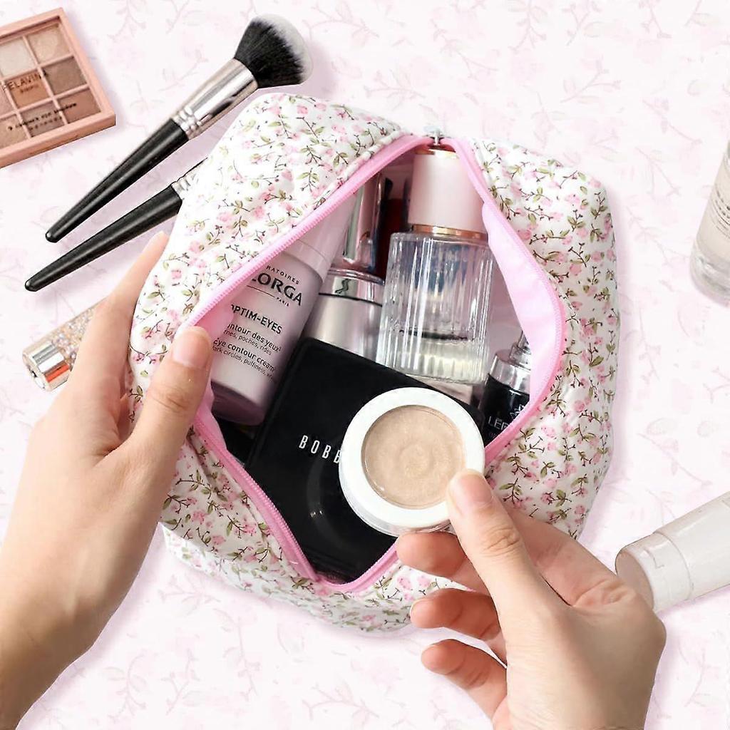 Cotton Quilted Makeup Bag, Cute Pouch Toiletry Bag Cosmetic Bag Quilted Floral Organizer Bag Travel Coquette Aesthetic Portable Storage Zipper Purse f