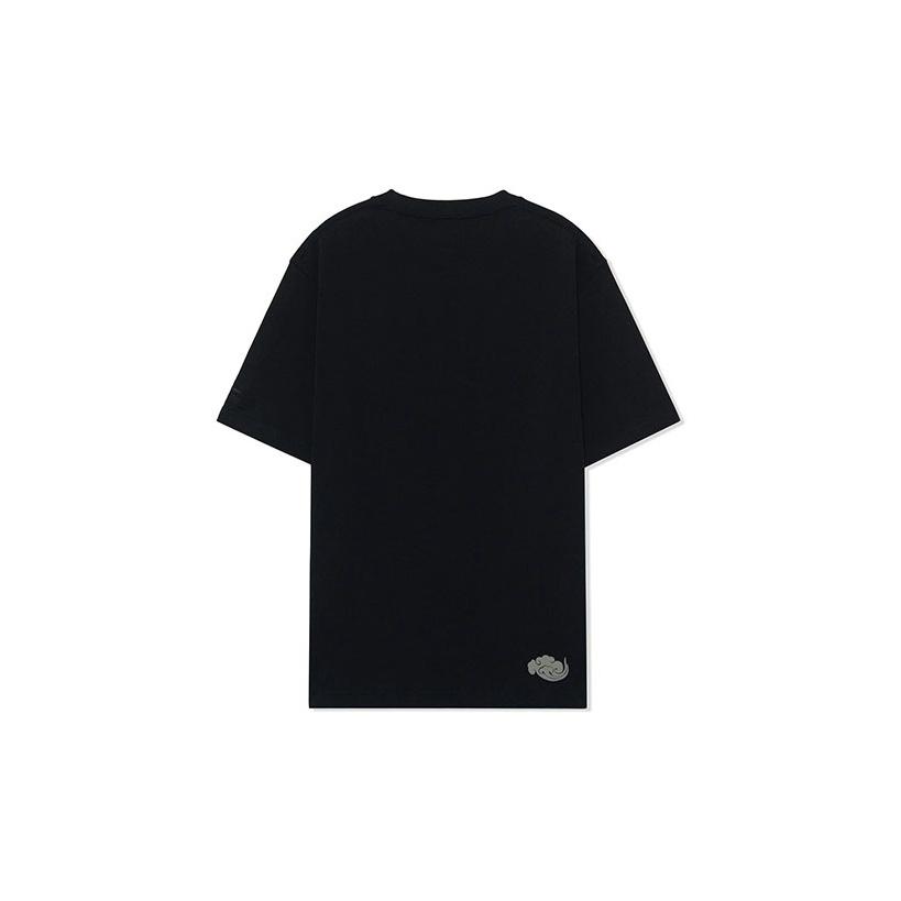 Li Ning Serie Moda Deportiva Camiseta de Manga Corta con Cuello Redondo y Estampado de Texto para Hombre Tops Negro AHSRB91-5