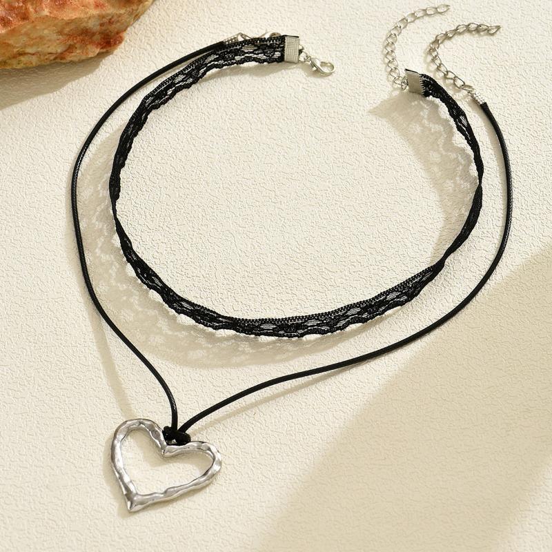 Personalized Alloy Hollow Love Pendant Necklace Sweet Cool Wind Adjustable Rope Chain Collar Hokr Women
