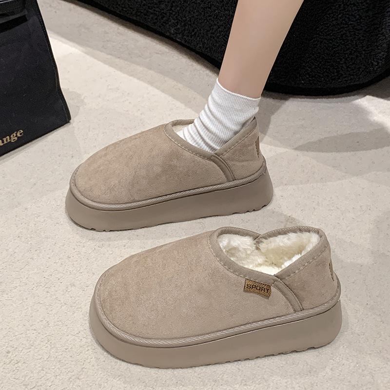 Thick-soled heightening bread snow boots, women wear velvet outside in winter to keep warm, step on the heel and wear two indoor cotton shoes for ho