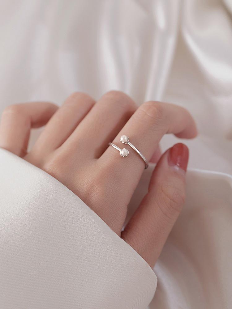 Japanese Luxury 925 Pearl Index Ring - Unique Cold Style Design for Women